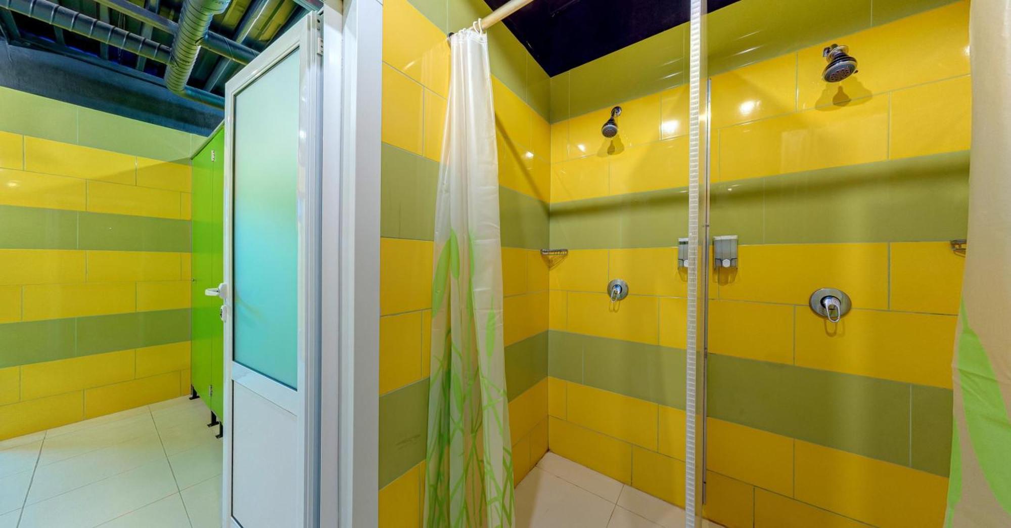 Green Cube Capsule Hostel София Экстерьер фото