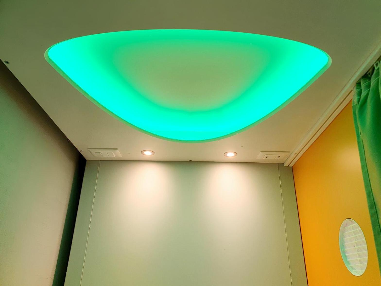 Green Cube Capsule Hostel София Экстерьер фото